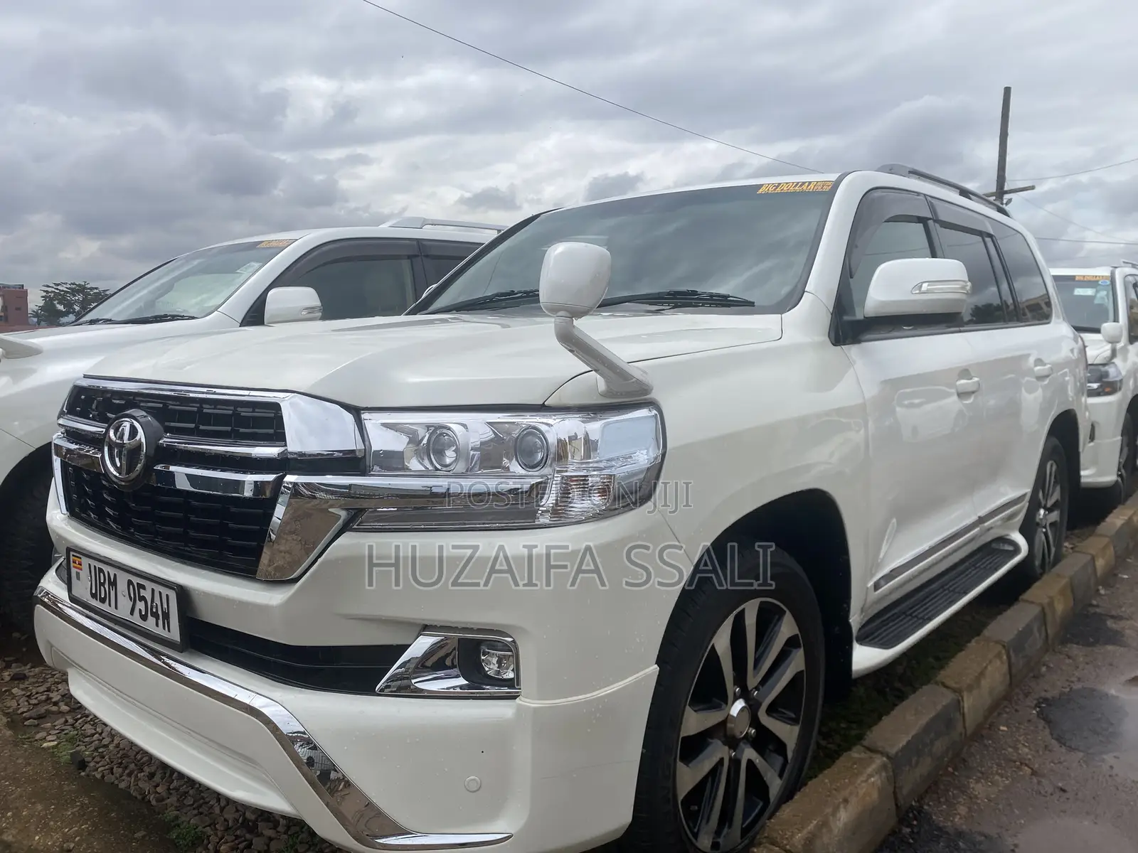 Toyota Land Cruiser Prado 2011 White