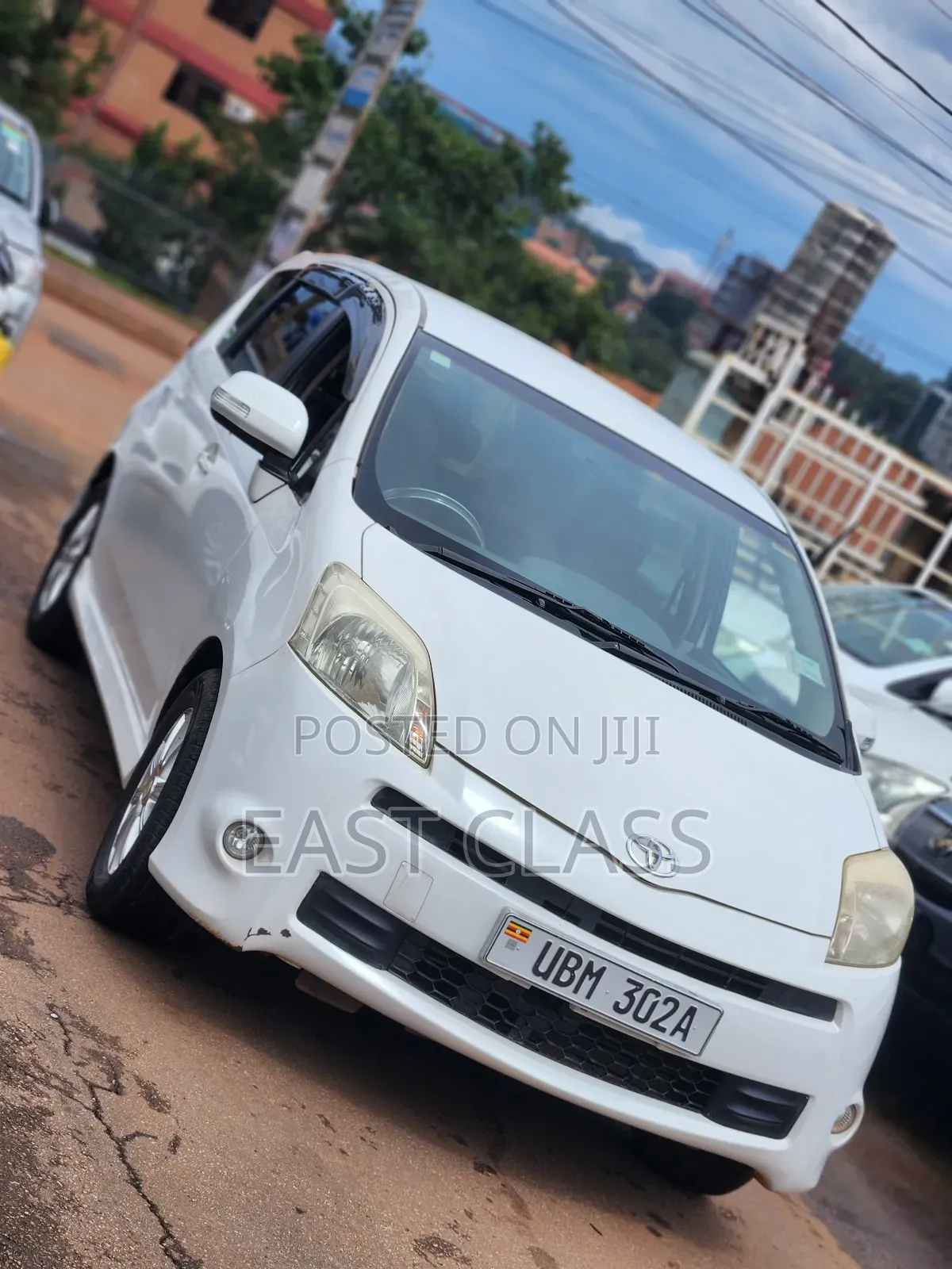 Toyota Passo Sette 1.5 FWD 2009 White