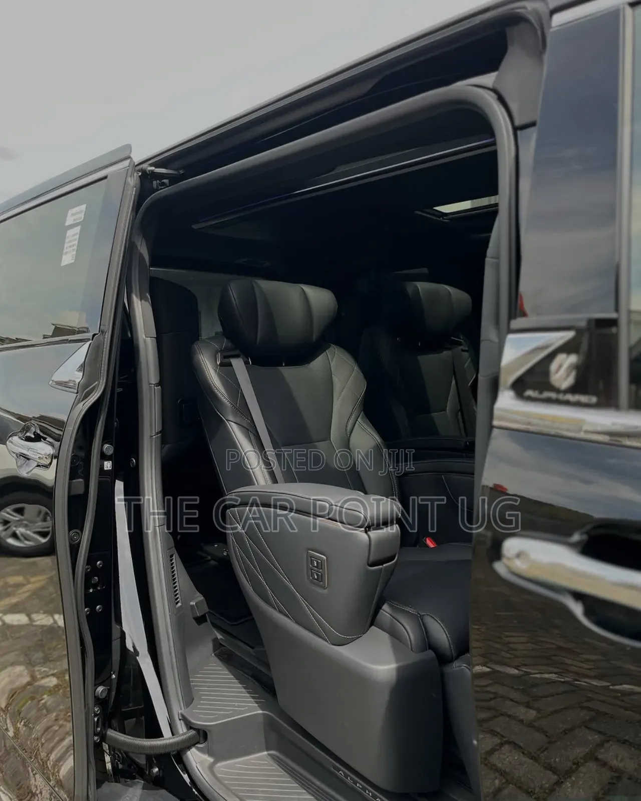 Toyota Alphard 2025 Black