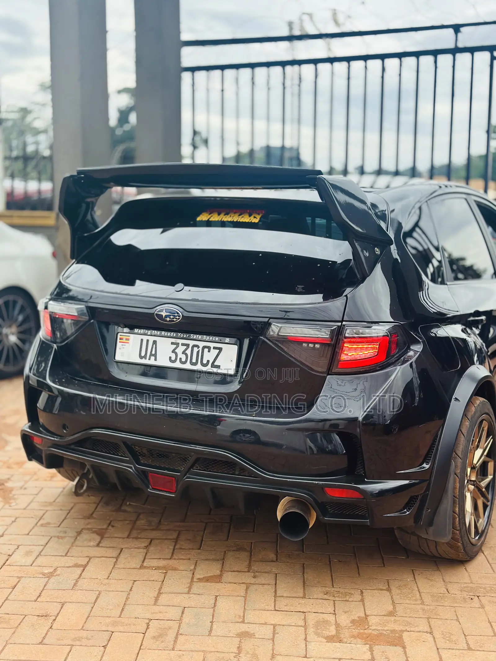 Subaru Impreza WRX STI 2.0 AWD 2010 Black