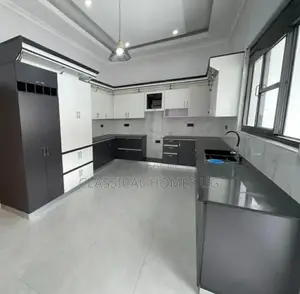 4bdrm Bungalow in Akright Bwebajja, Central Division for rent