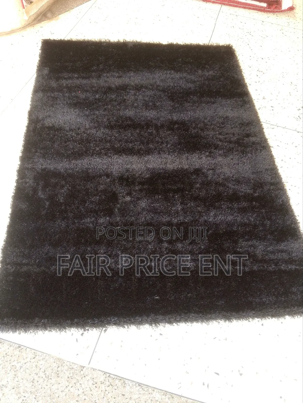 Shaggy Bedsides Carpets 150 X180. Medium.( Black)