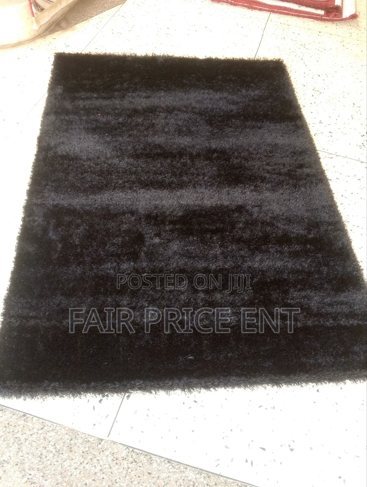 Shaggy Bedsides Carpets 150 X180. Medium.( Black)