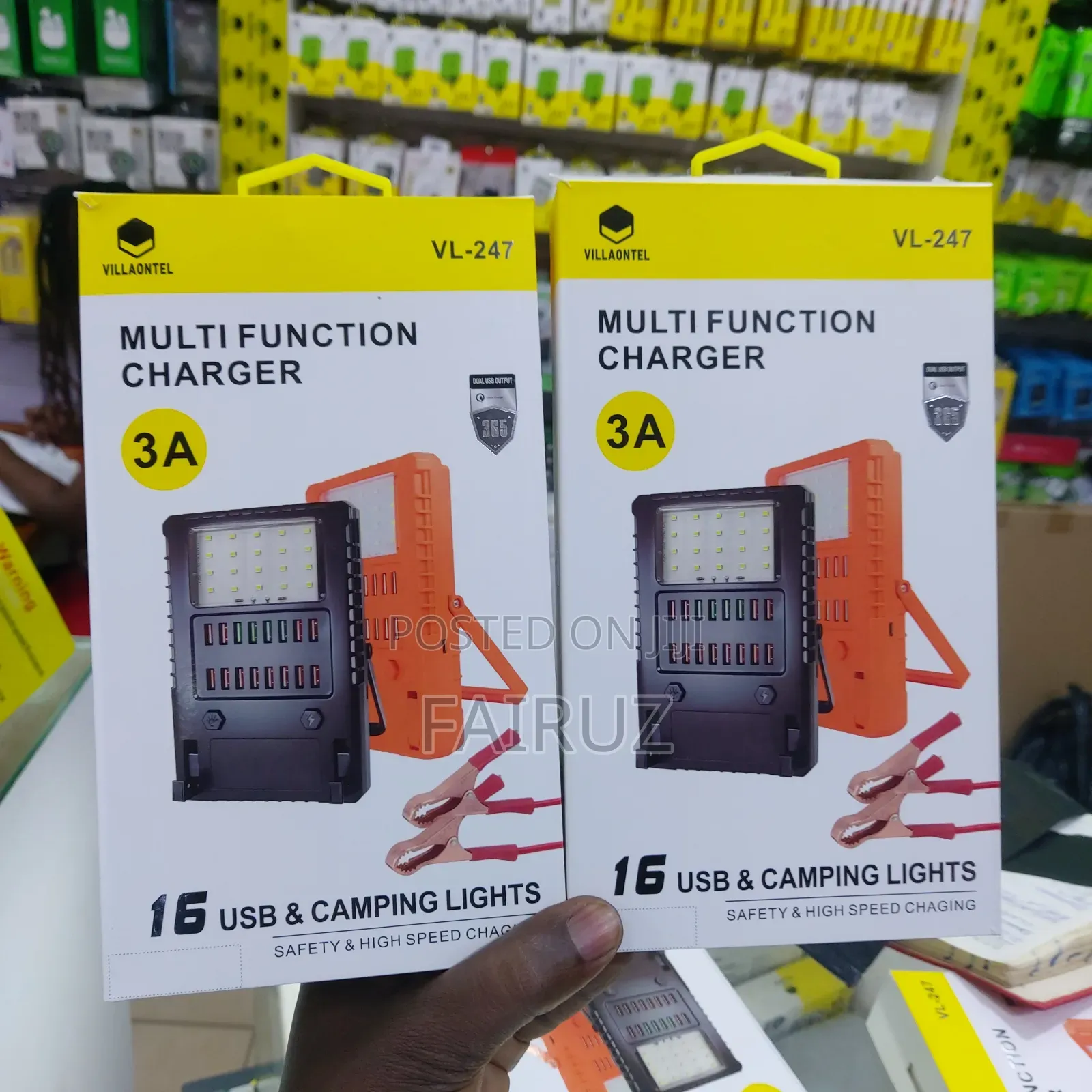 Multifunction Charger 16 Usb and Camping Solar Light