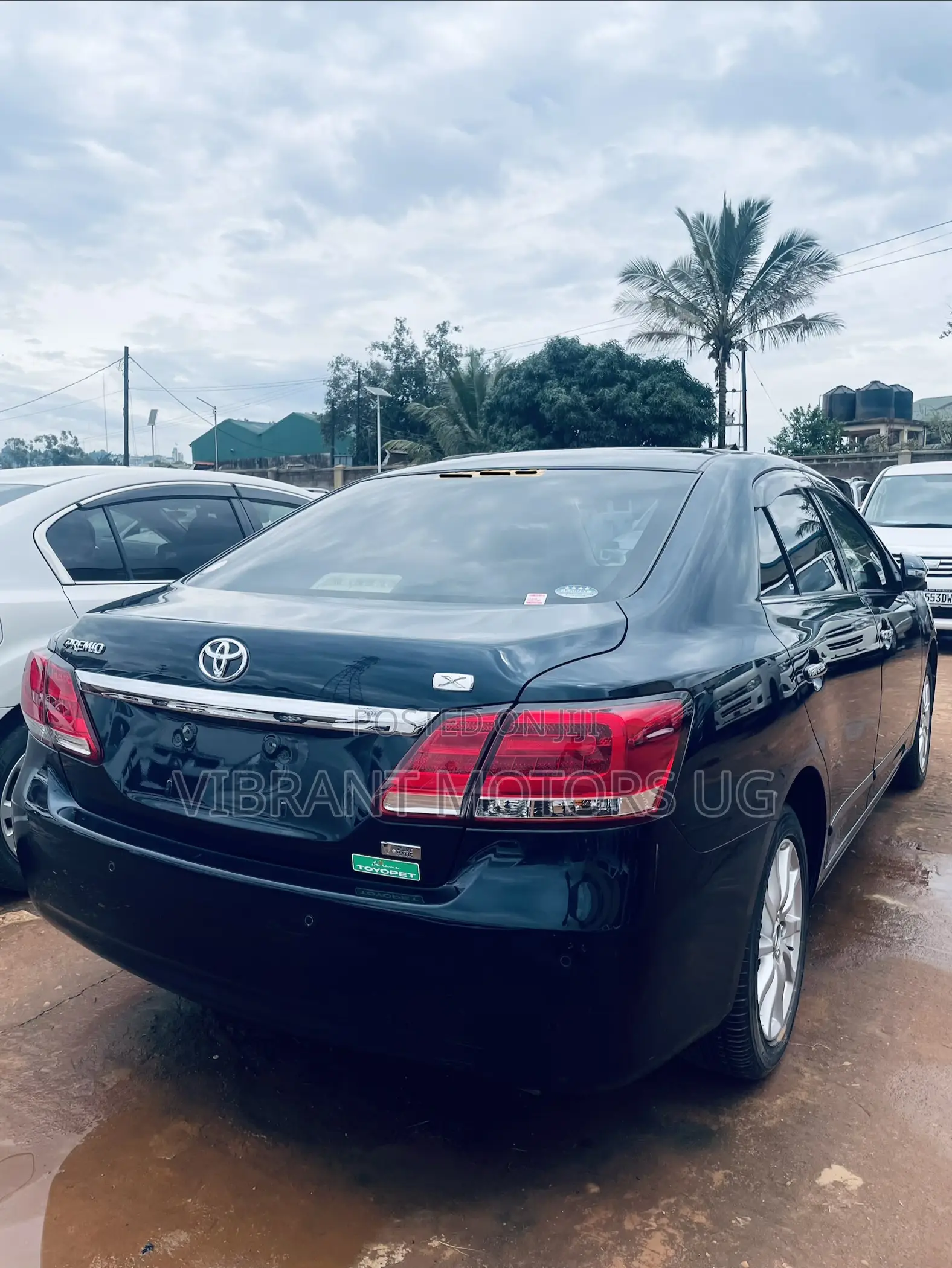 Toyota Premio 2017 Blue