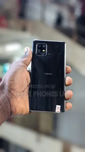 Sharp Aquos zero6 128 GB Black