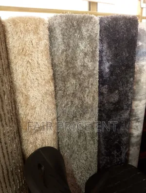 Heavy Wool Shaggy Carpets.150cm X 200cm. Medium.( Gray (