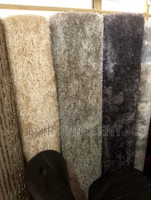 Heavy Wool Shaggy Carpets.150cm X 200cm. Medium.( Gray (