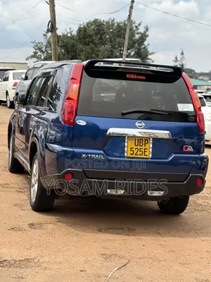 Nissan X-Trail 2.0 Petrol XE 2010 Blue