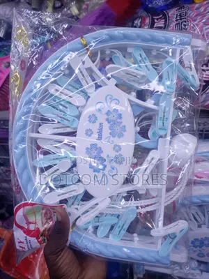 Laundry Drying Rack With Clips,