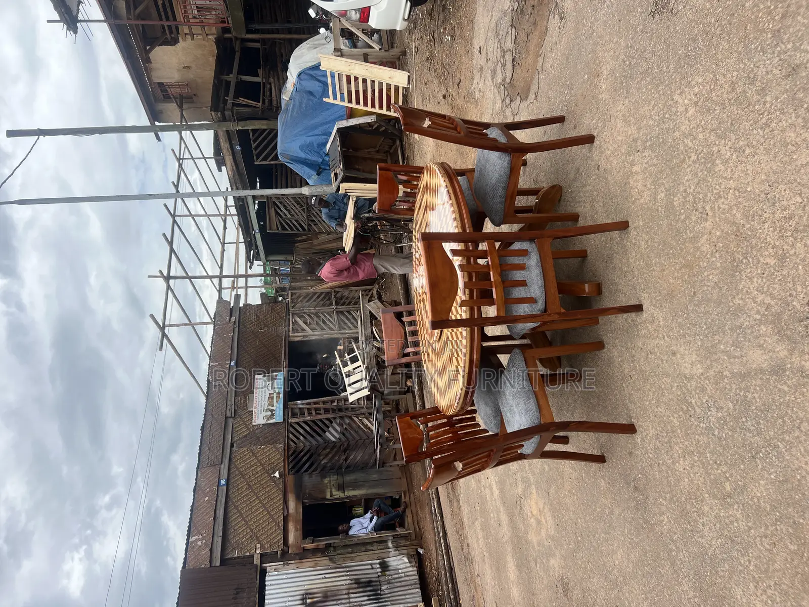 Dining 6 Seat in Mahogany and Mugavu and Musamwba