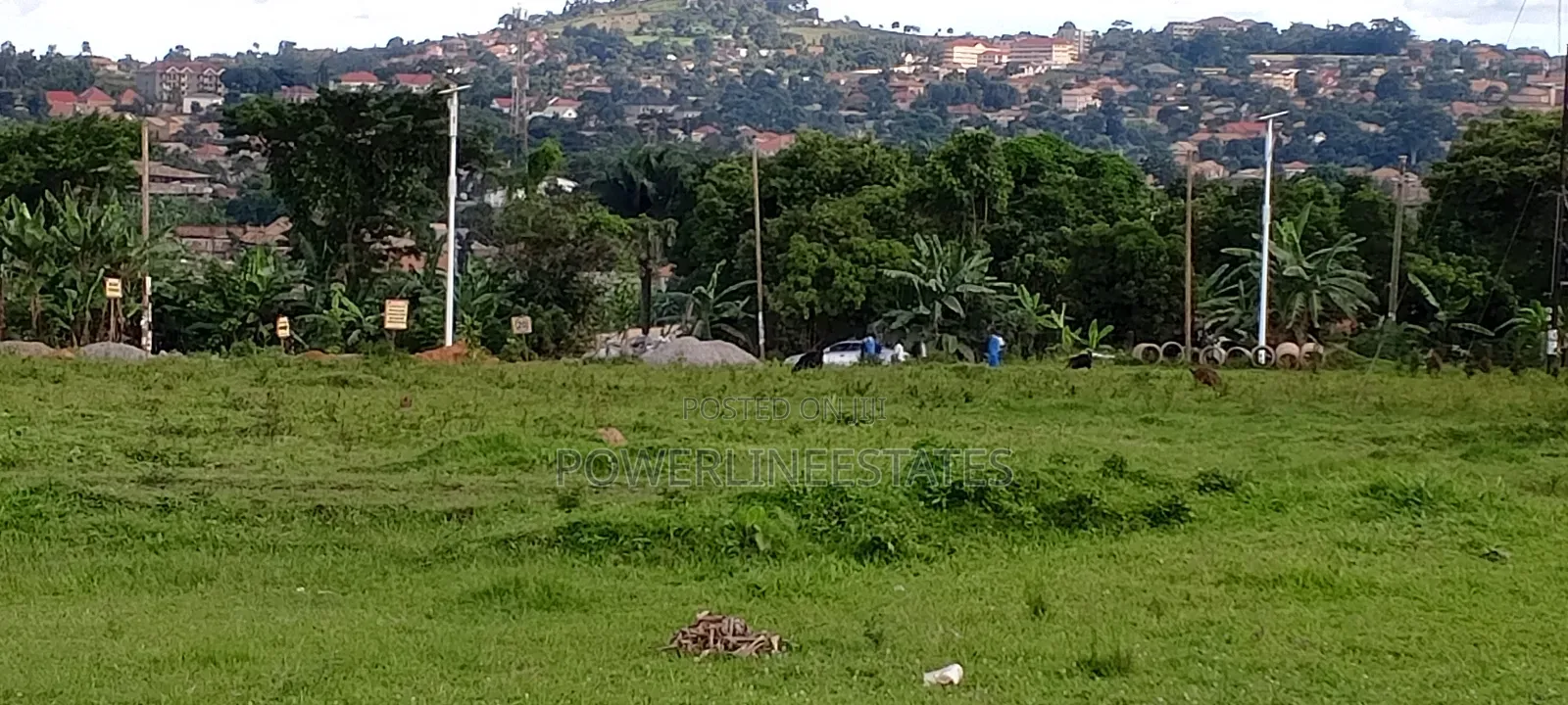 Seeta Town Estate. On Tarmac. Plots for Sale