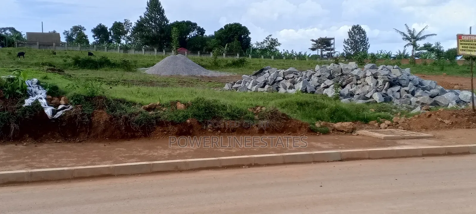 Seeta Town Estate. On Tarmac. Plots for Sale