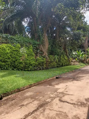 1acre of Land on Quick Sale in Kololo