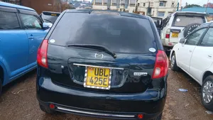 Mazda 2 2004