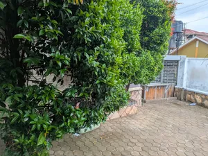 3bdrm Condo in Kira for sale