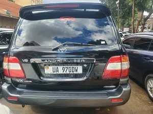 Toyota Land Cruiser 2006 Black