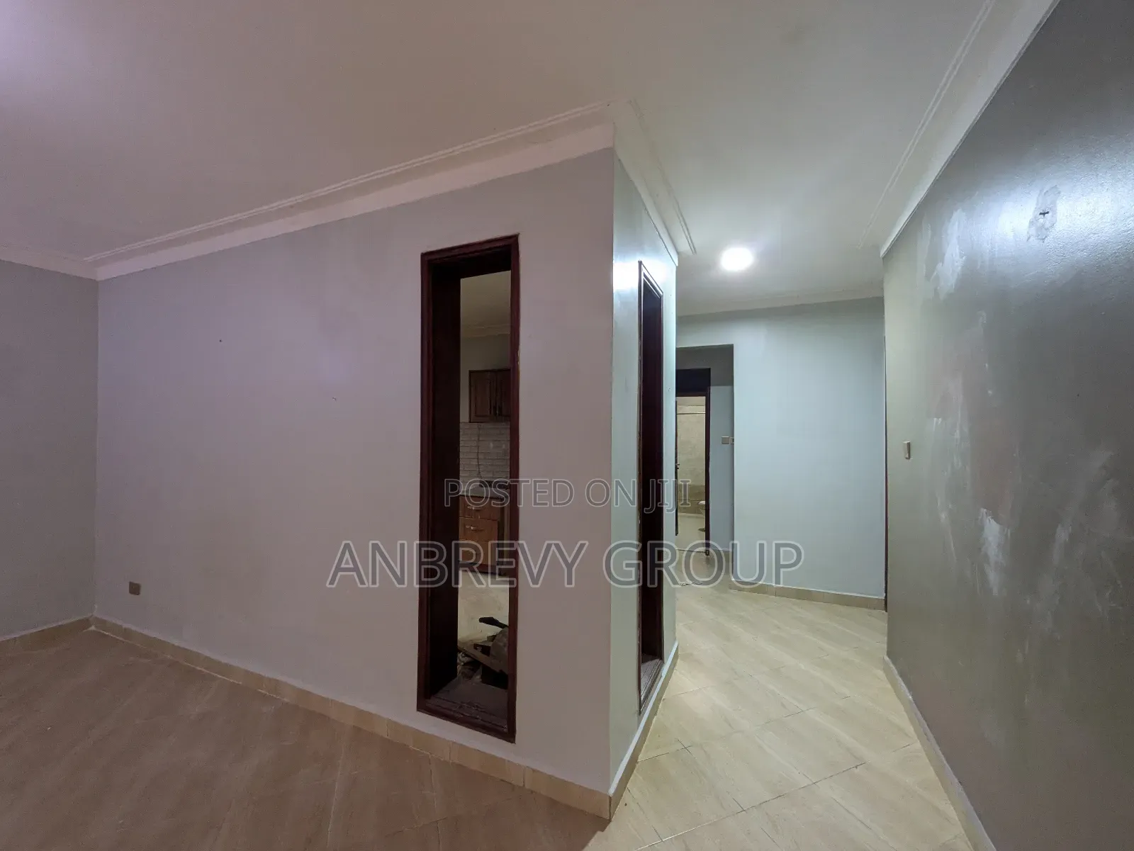 3bdrm Condo in Kira for sale
