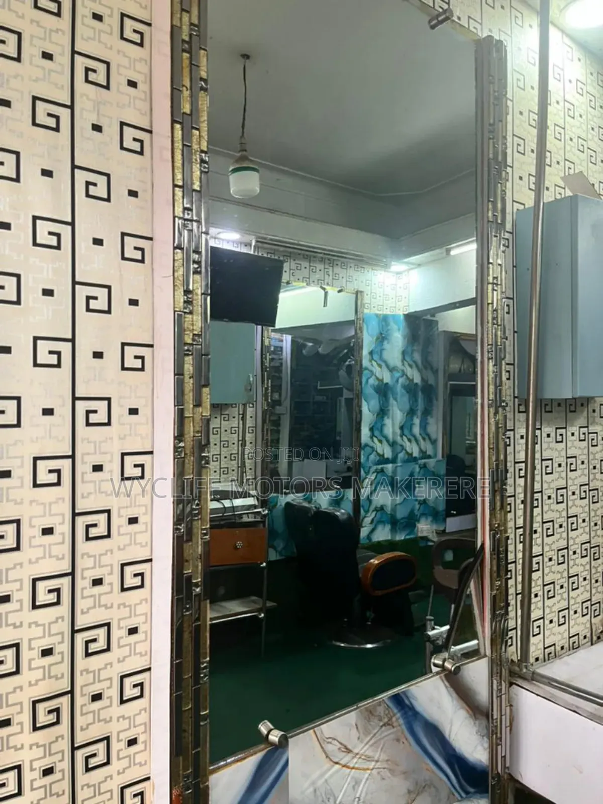 Salon For Sell