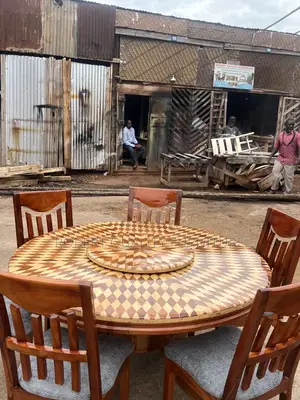 Dining 6 Seat in Mahogany and Mugavu and Musamwba