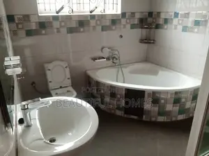 Furnished 5bdrm Duplex in Kira, Central Division for sale