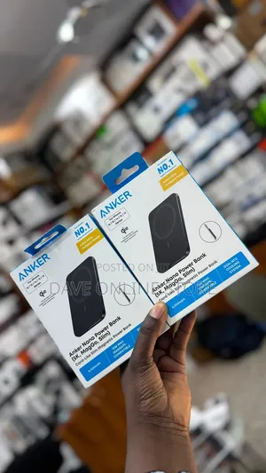 Anker Nano Power Bank, Ultra-Slim 5,000mah Magnetic Wireless Charging