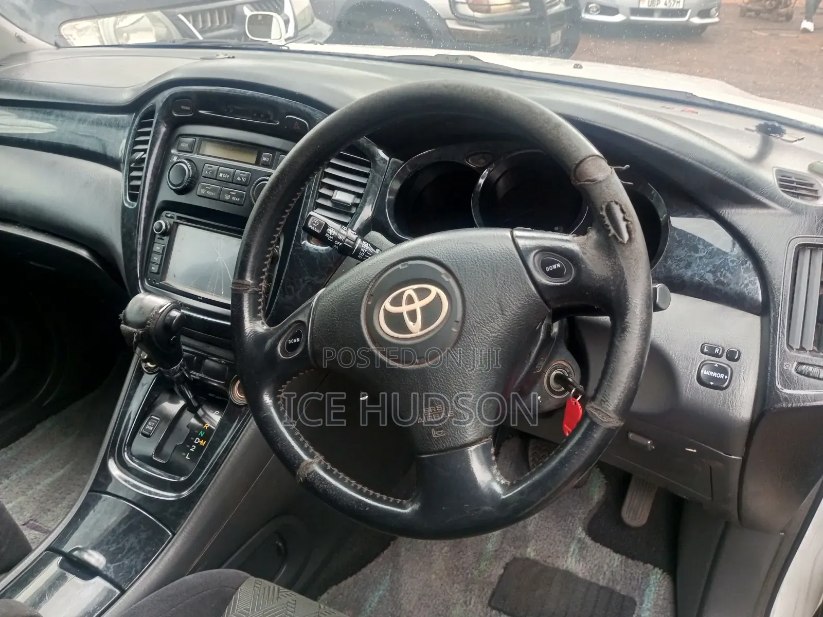 Toyota Kluger 2004 White