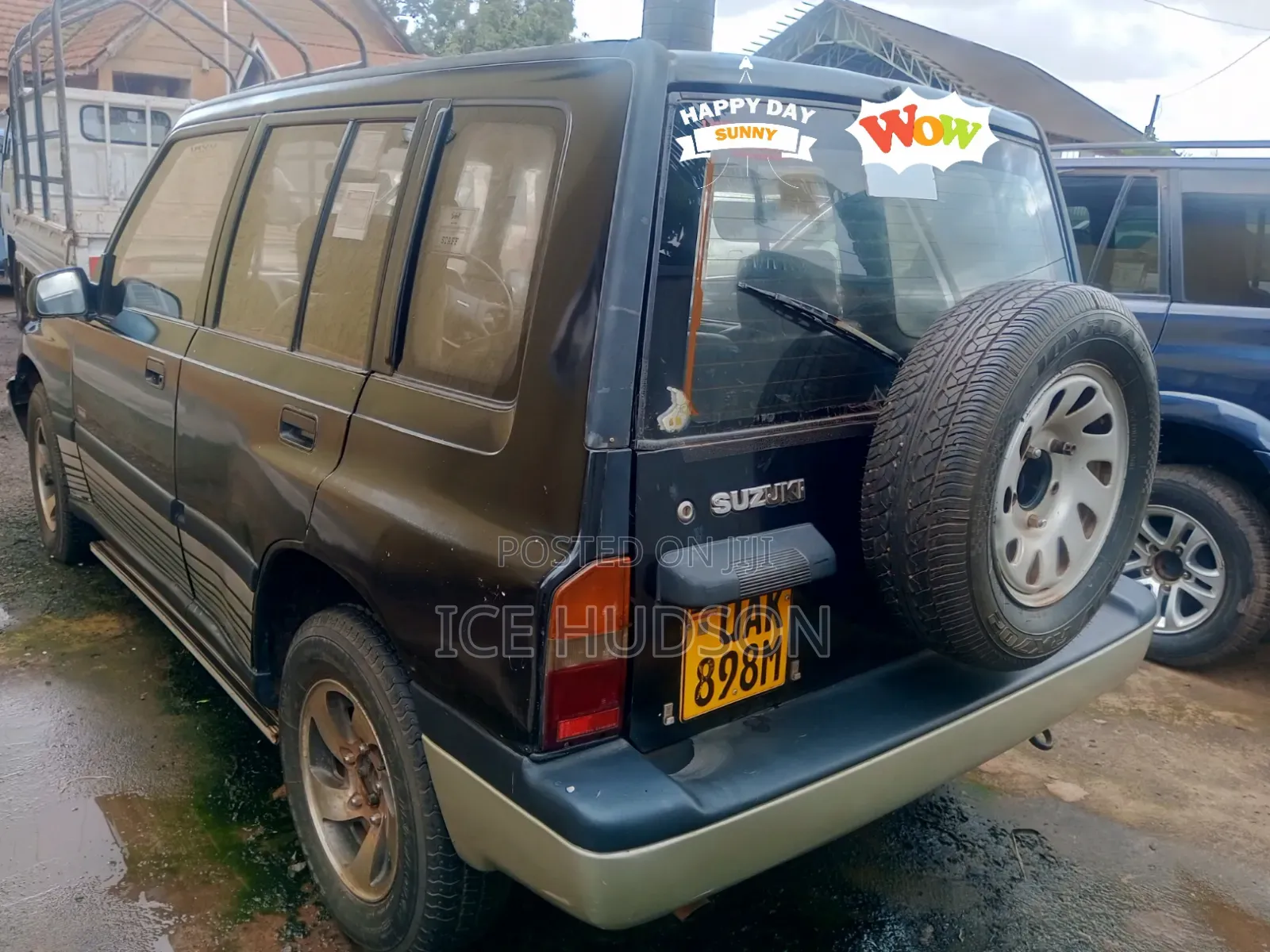Suzuki Escudo 2000 Black