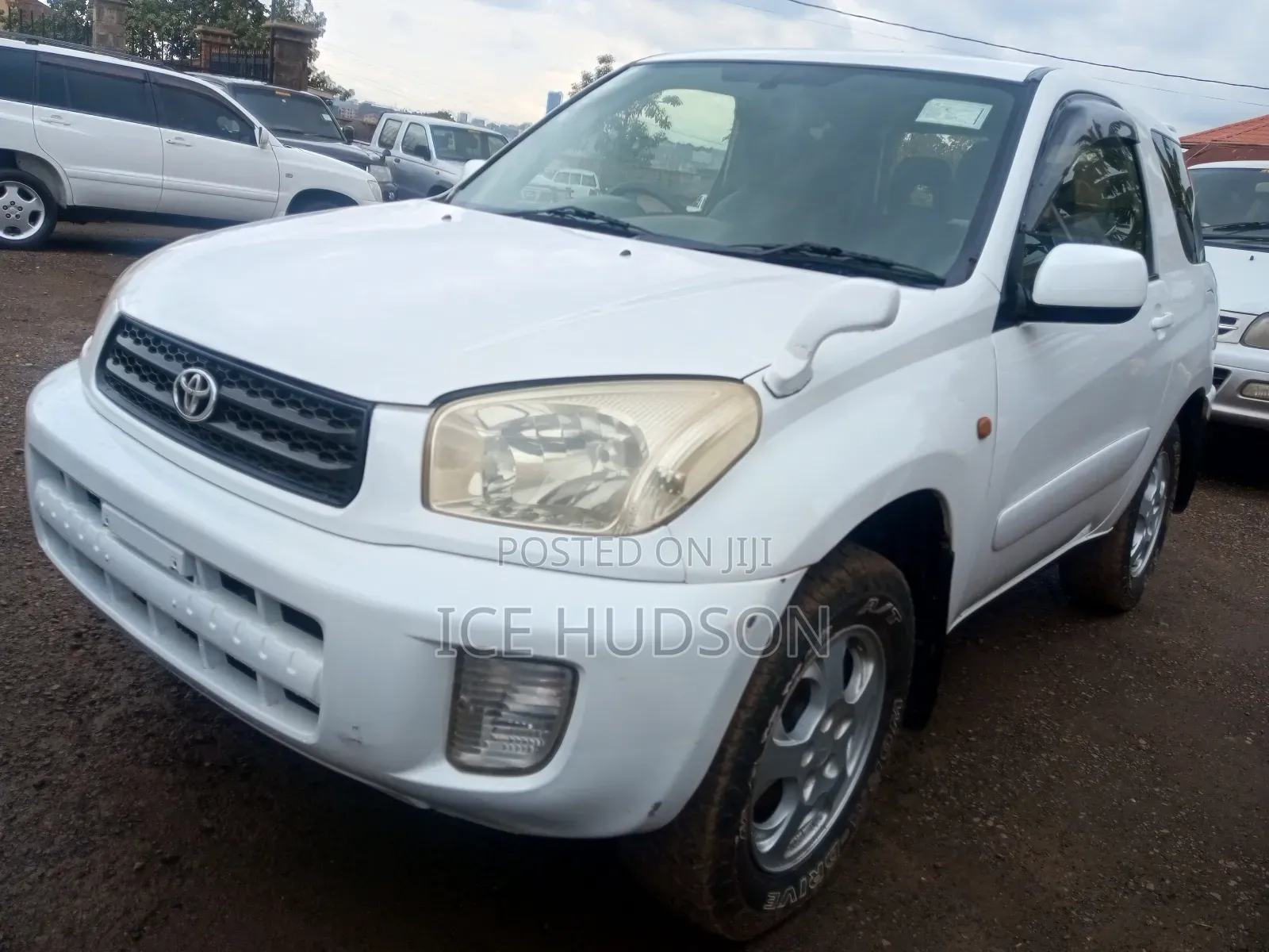 Toyota RAV4 2004 White