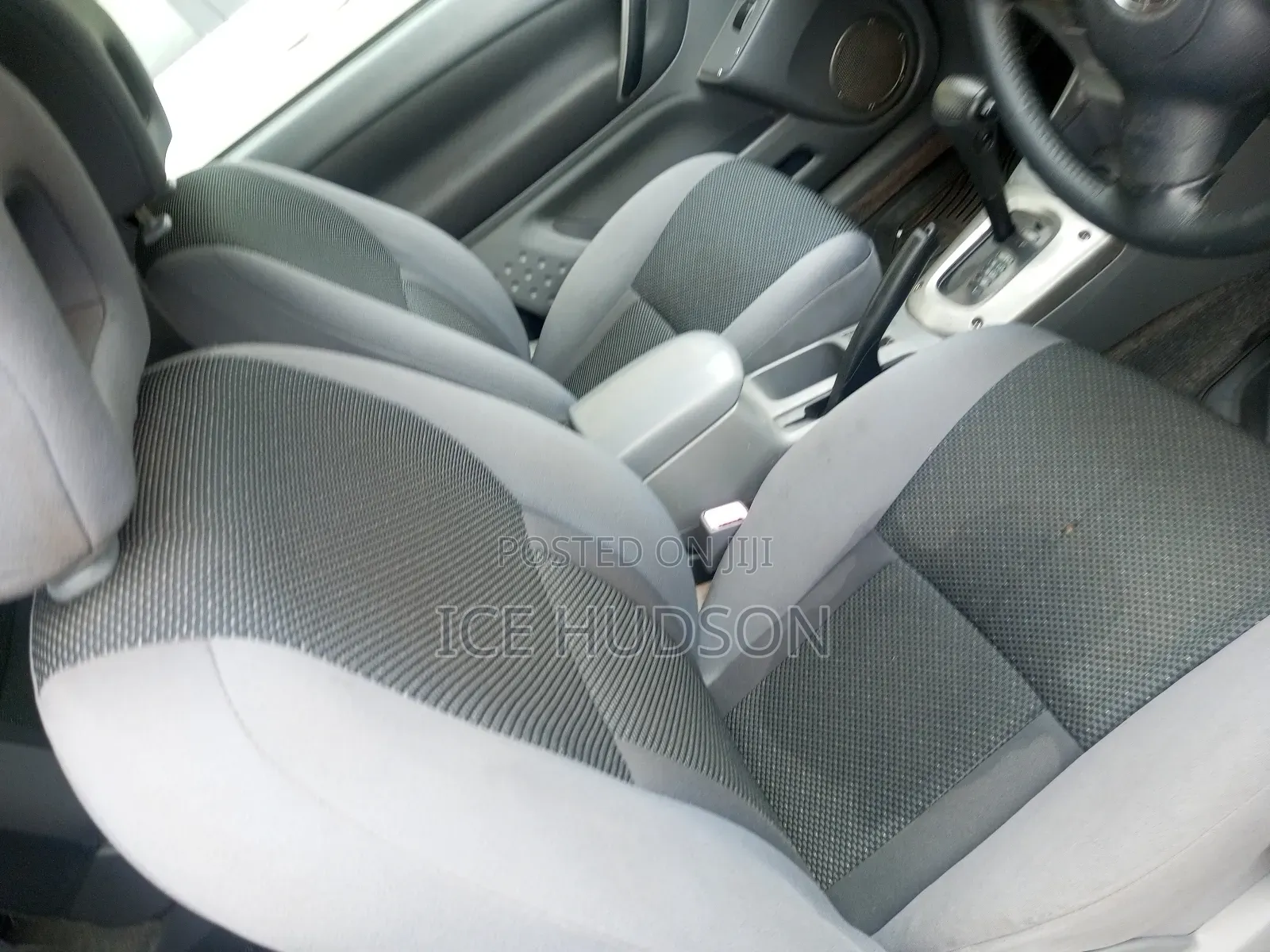 Toyota RAV4 2004 White