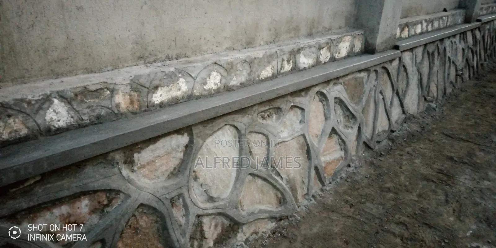 Stone Finishing for Fence