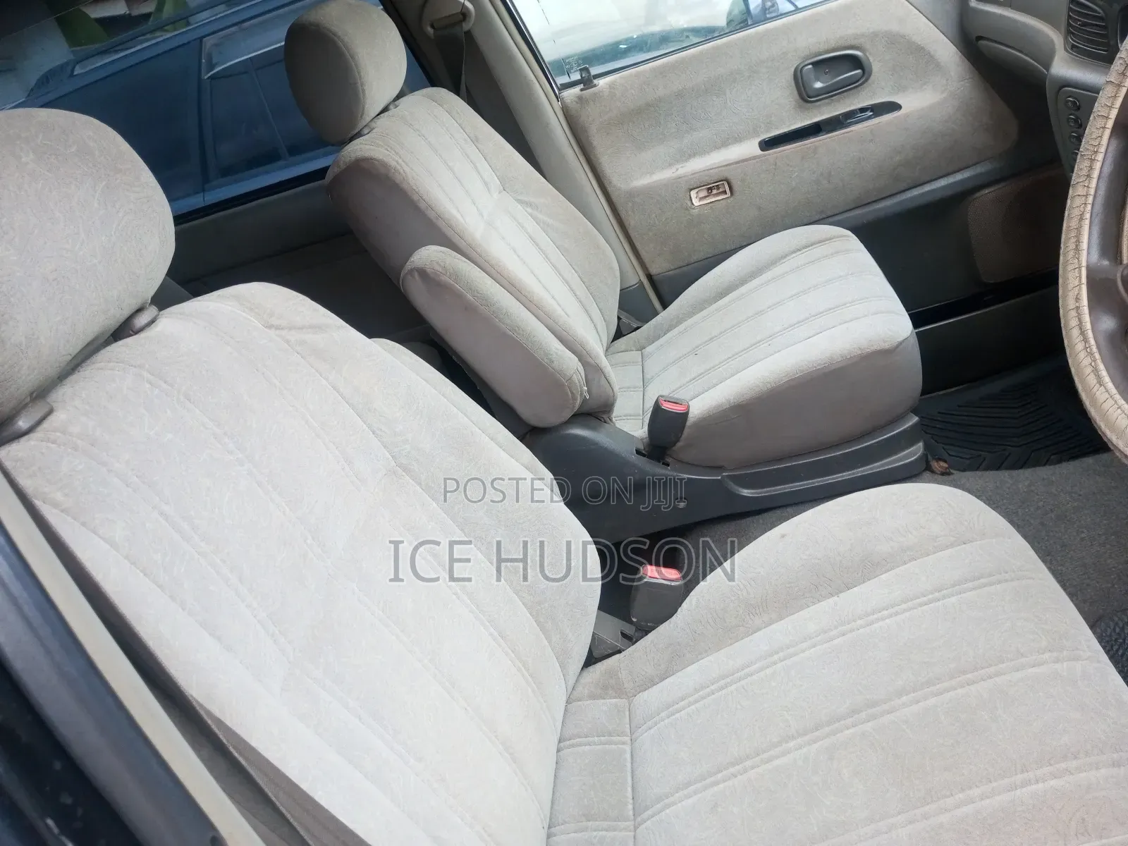 Toyota Noah 2003 White