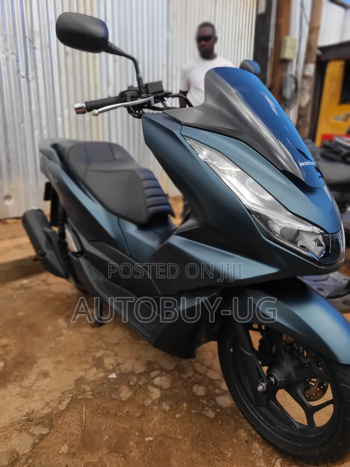 Honda 2023 Gray