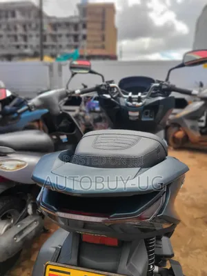 Honda 2023 Gray