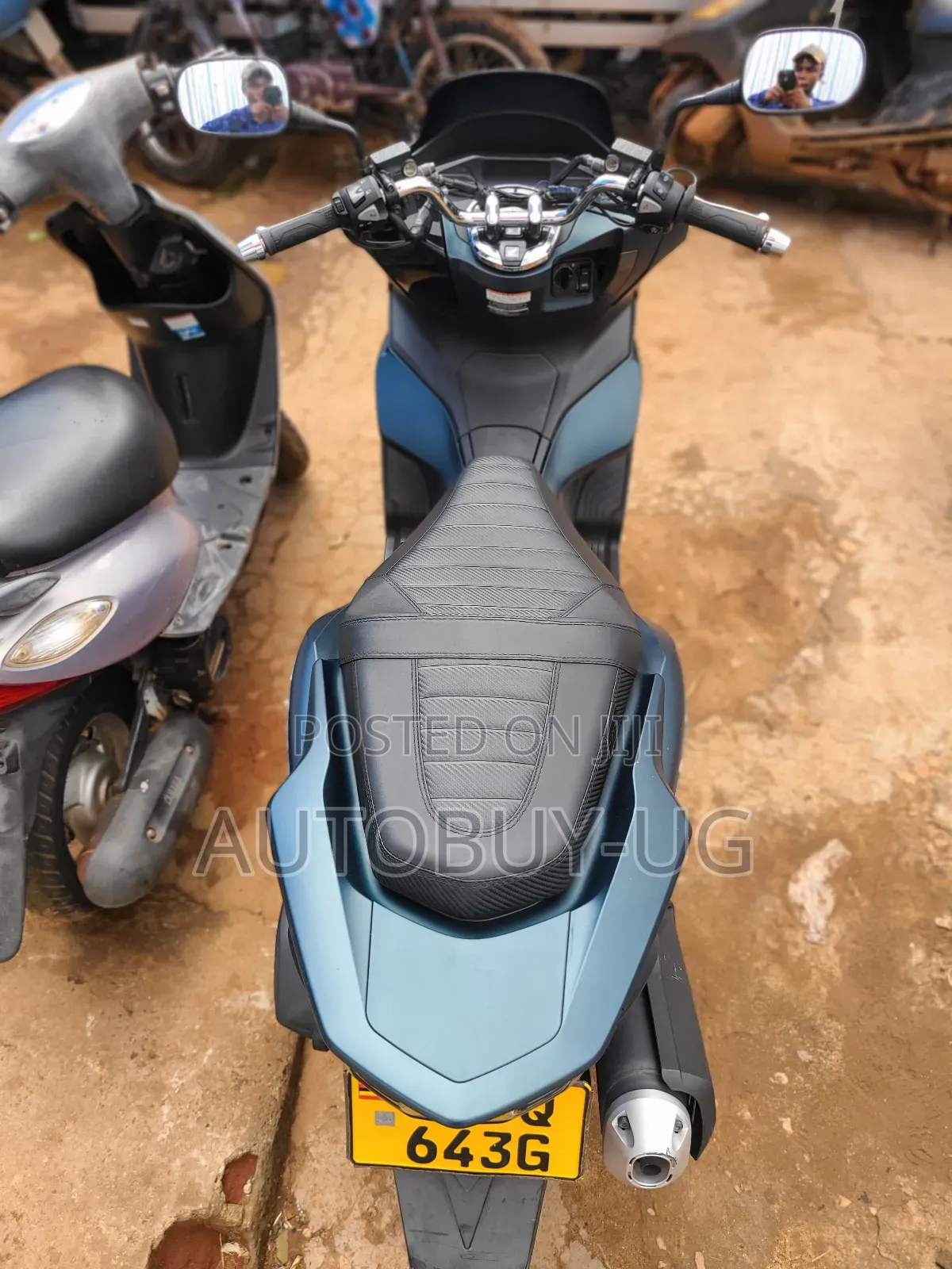 Honda 2023 Gray