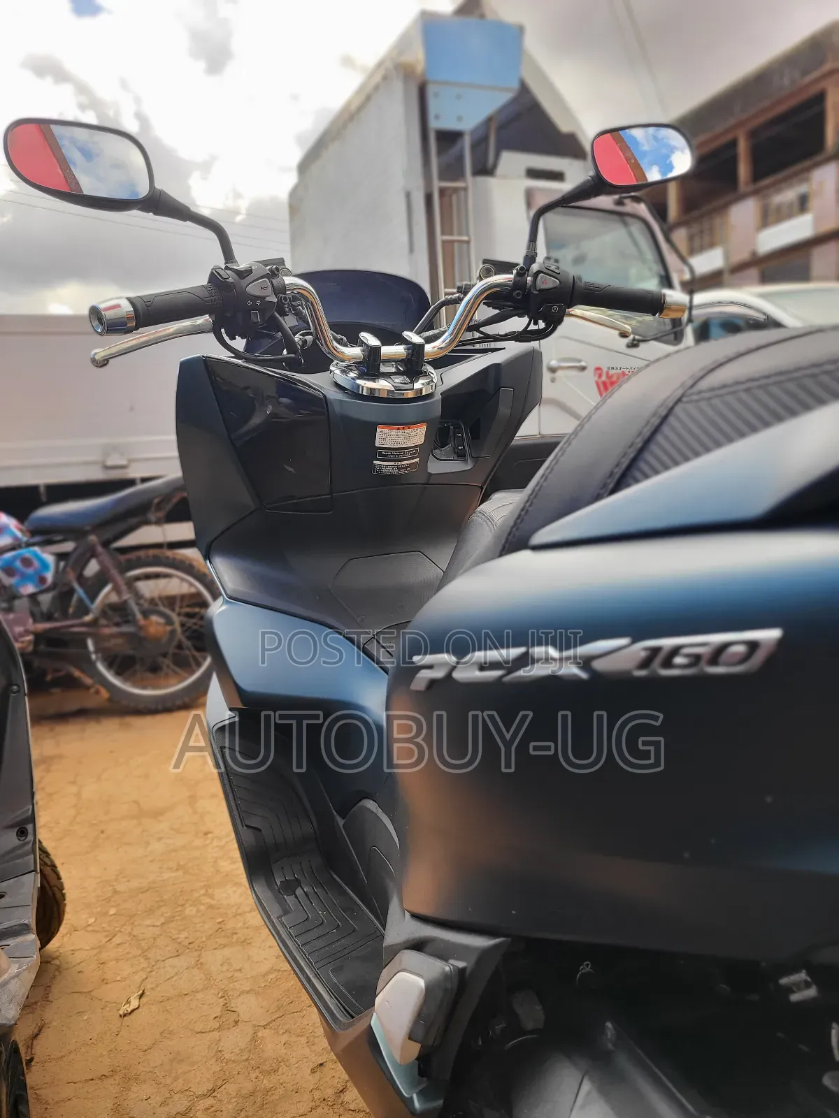 Honda 2023 Gray
