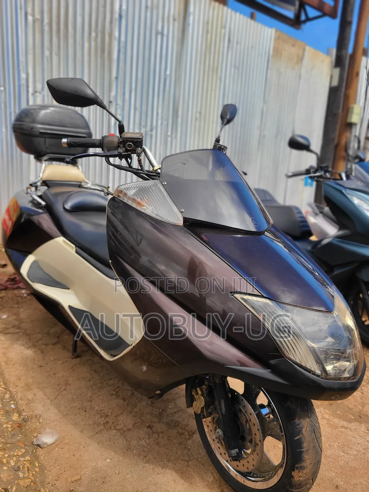 Yamaha 2015 Brown