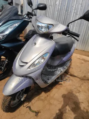 Yamaha 2012