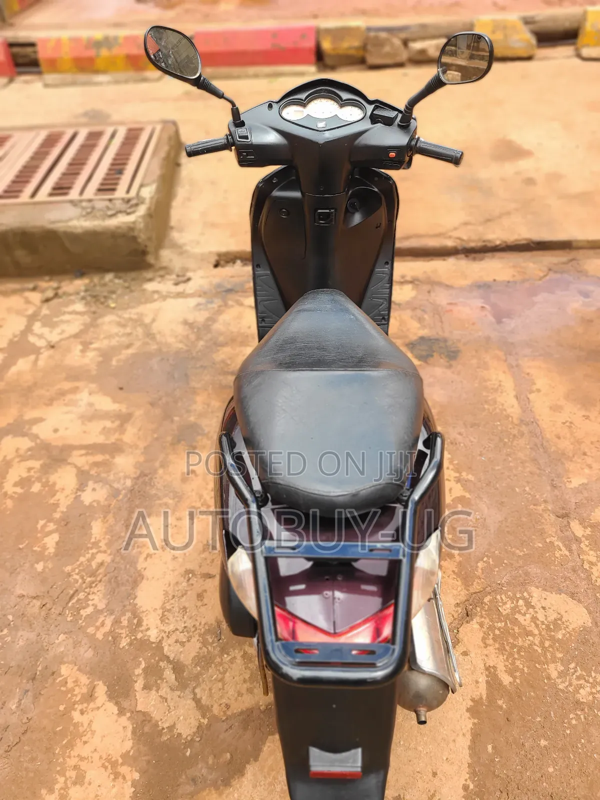 Honda 2013 Brown