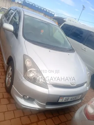 Toyota Wish 2005 Silver
