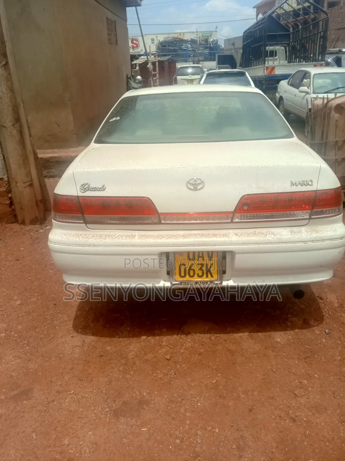 Toyota Mark II 2004 White