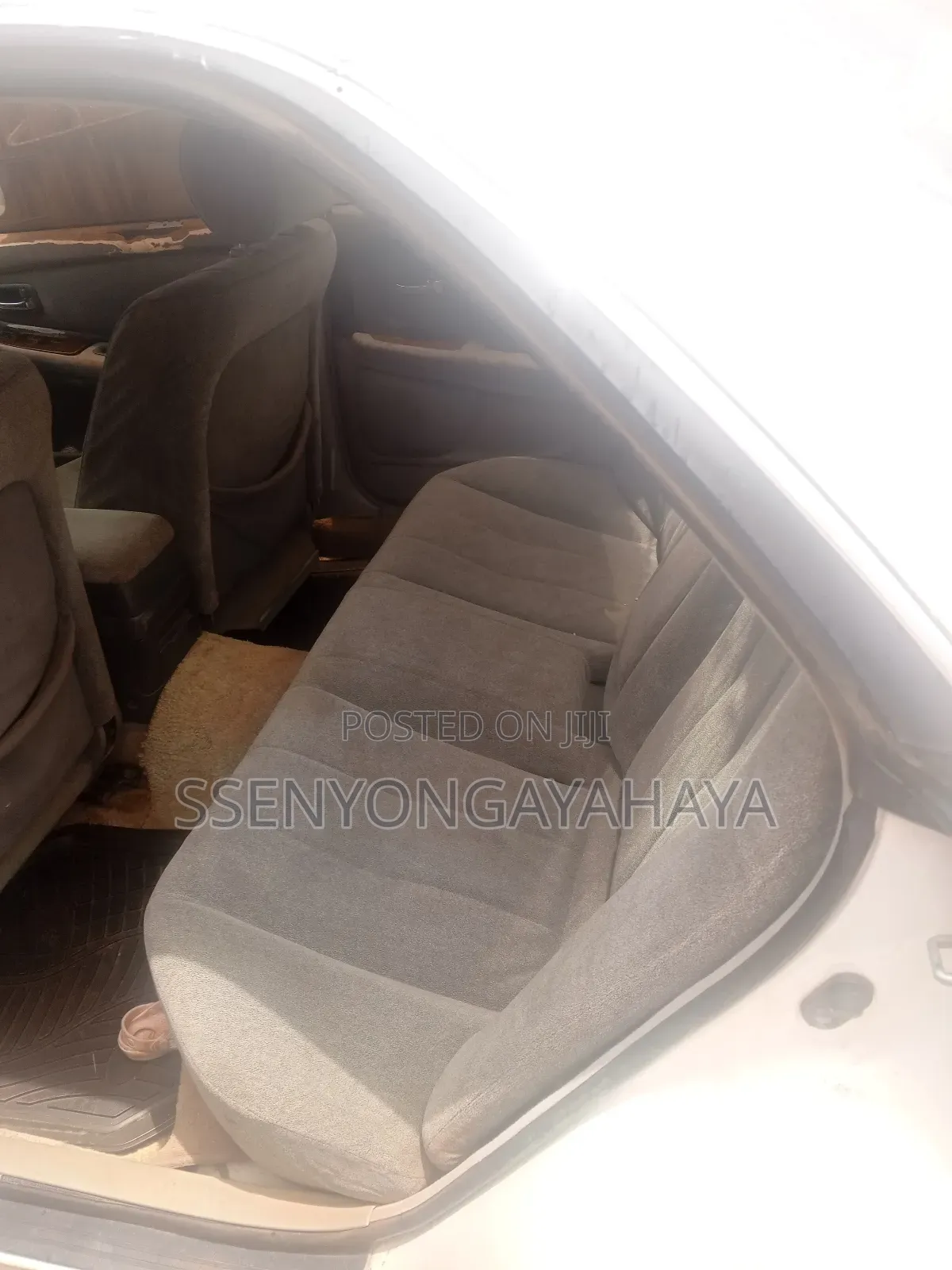Toyota Mark II 2004 White