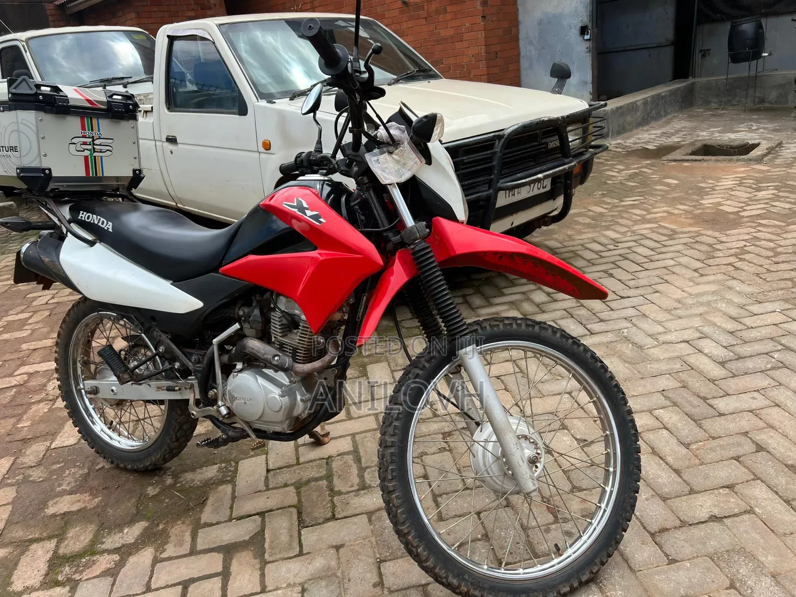 Honda XL 125 2014 Red