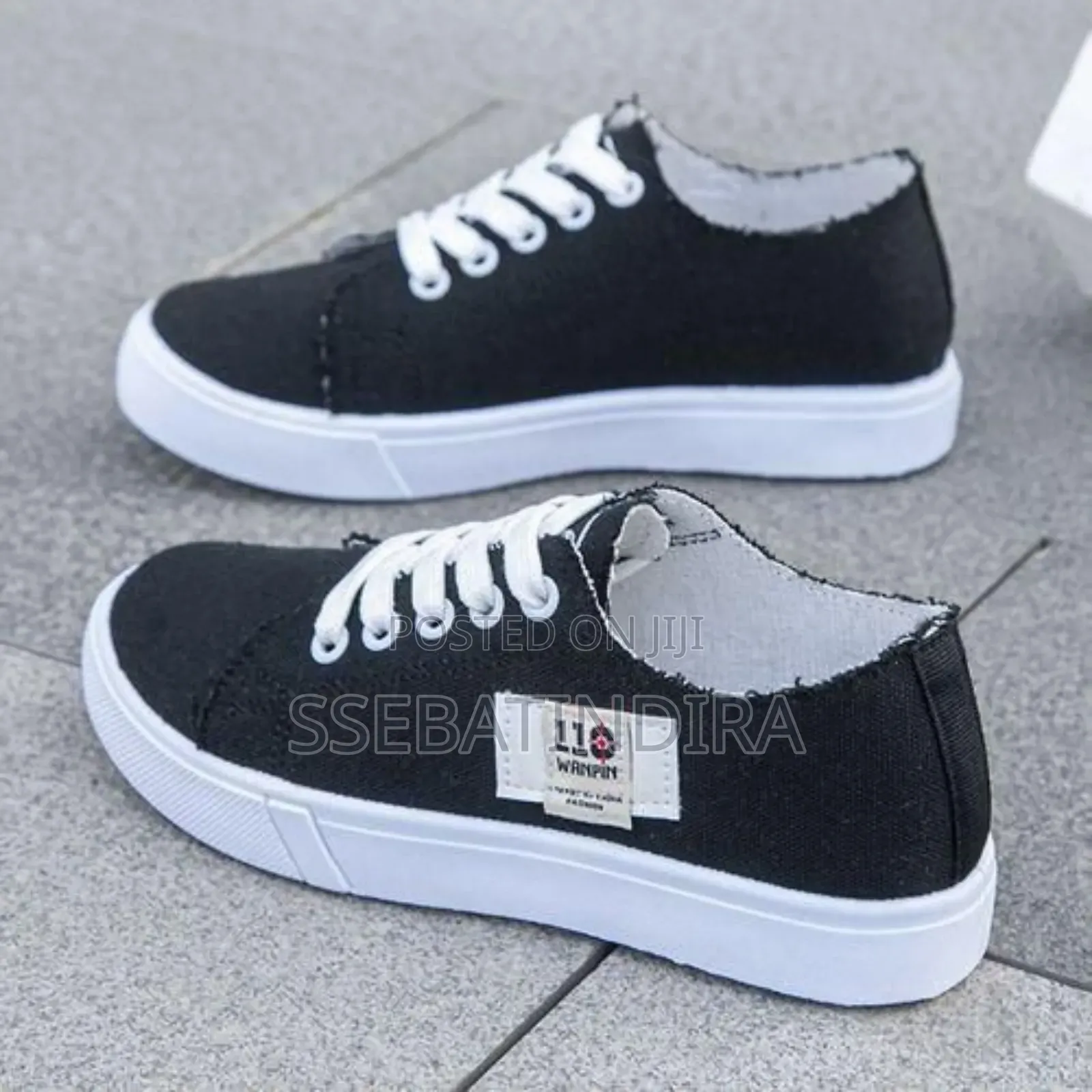 Classical Women Lace-up Shoes Anti Slip Breathable Canvas Sneakers