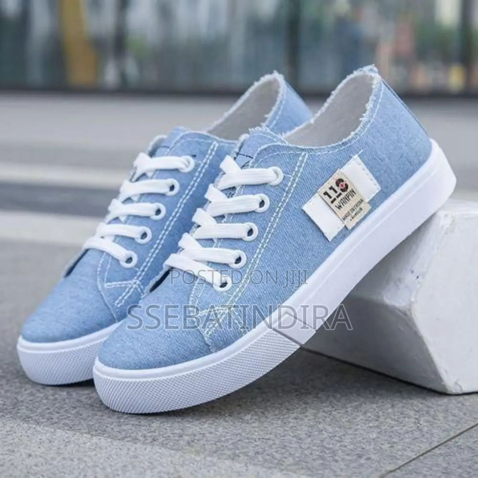 Classical Women Lace-up Shoes Anti Slip Breathable Canvas Sneakers