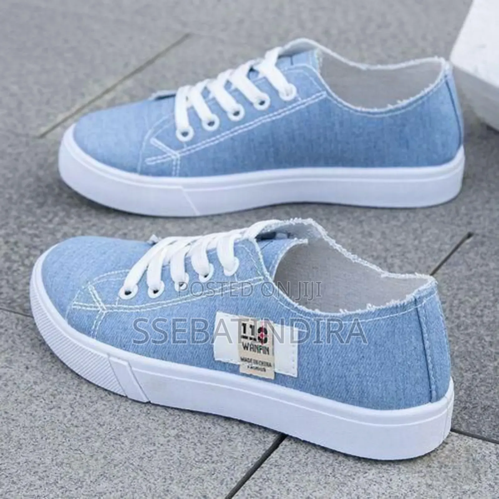 Classical Women Lace-up Shoes Anti Slip Breathable Canvas Sneakers