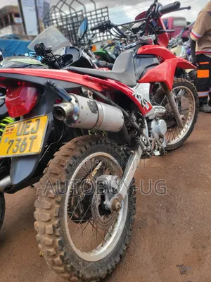 Honda XL 125 2013 Red
