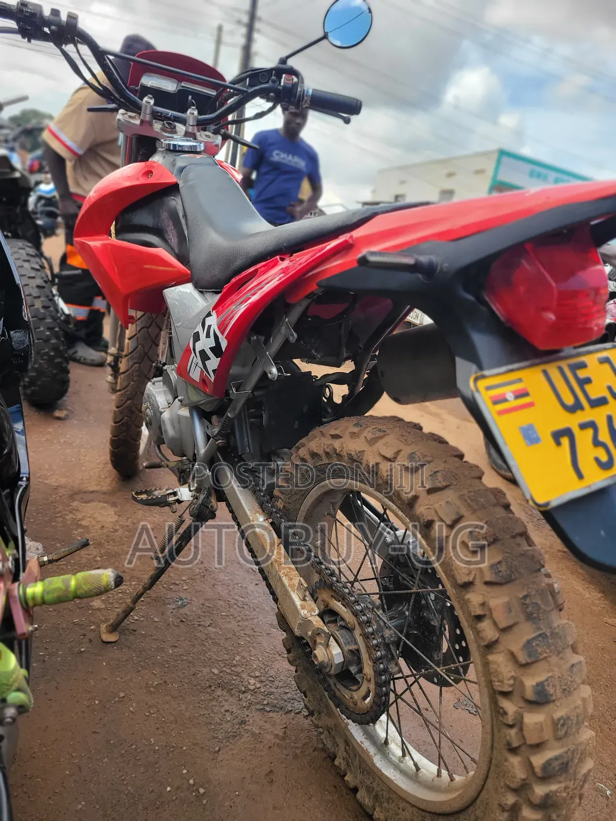 Honda XL 125 2013 Red