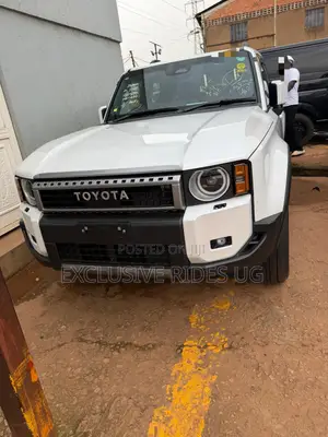 Toyota Land Cruiser Prado 2025 White