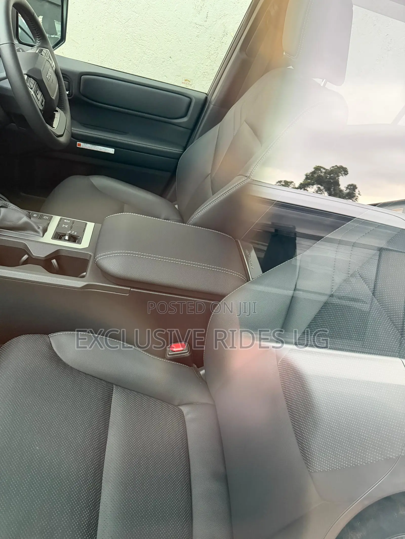 Toyota Land Cruiser Prado 2025 White